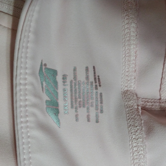 ***NWOT*** AVIA WORK OUT/ YOGA PANTS - Picture 6 of 6